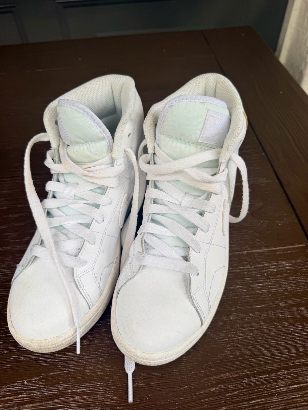Nike sneakers - Picture 3 of 5